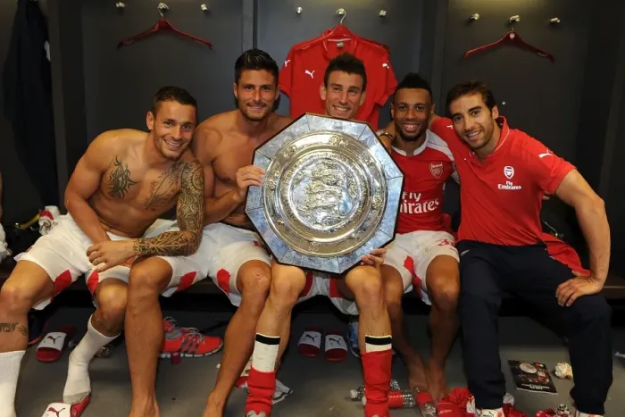 Framed Print : Arsenal's Victory Celebration: FA Community Shield vs. Chelsea (2015-16)