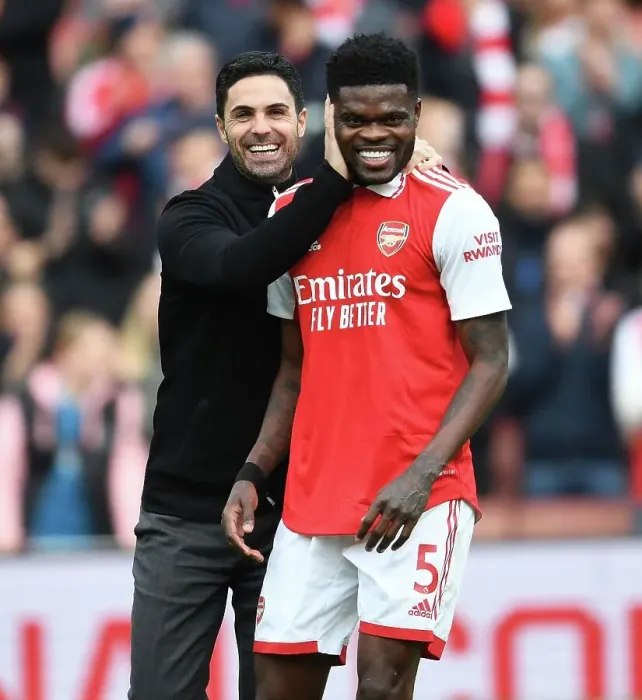 Framed Print : Arsenal's Victory: Mikel Arteta and Thomas Partey's Triumphant Moment (2022-23)