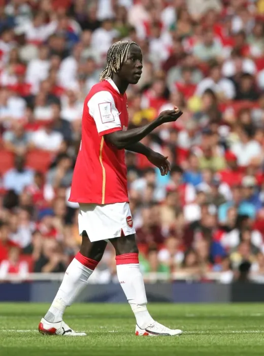 Framed Print : Arsenal's Victory Over Paris Saint-Germain: Bacary Sagna's Standout Performance (2:1), Emirates Cup 2007 Framed Print : Arsenal's Victory Over Paris Saint-Germain: Bacary Sagna's Standout Performance (2:1), Emirates Cup 2007