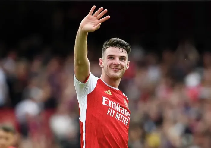 Framed Print : Arsenal's Victory: Rice Acknowledges Fans After Arsenal v Nottingham Forest (2023-24) Framed Print : Arsenal's Victory: Rice Acknowledges Fans After Arsenal v Nottingham Forest (2023-24)