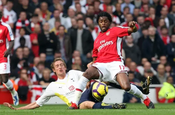 Framed Print : Arsenal's Victory: Song vs. Crouch in the Intense Arsenal 3:0 Tottenham Rivalry (Barclays Premier League, Emirates Stadium, 31 / 10 / 09)