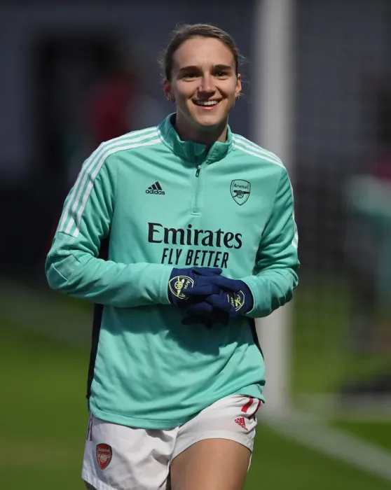 Framed Print : Arsenal's Viviane Miedema: Focused and Prepared for FA Cup Quarter-Final Showdown against Coventry United