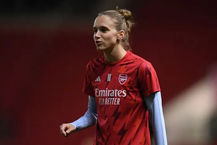 Framed Print : Arsenal's Viviane Miedema Readies for Barclays Super League Clash against Bristol City Framed Print : Arsenal's Viviane Miedema Readies for Barclays Super League Clash against Bristol City