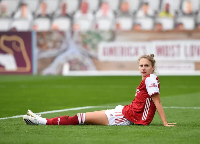 Framed Print : Arsenal's Vivianne Miedema in Action against Reading Women in FA WSL Match