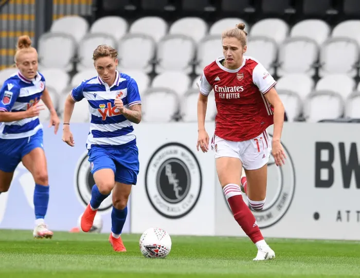 Framed Print : Arsenal's Vivianne Miedema Clashes with Reading's Jessica Fishlock in FA WSL Match Framed Print : Arsenal's Vivianne Miedema Clashes with Reading's Jessica Fishlock in FA WSL Match