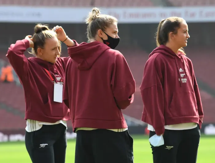 Framed Print : Arsenal's Vivianne Miedema Gears Up for Arsenal Women vs. Chelsea Women in FA WSL (2021-22)