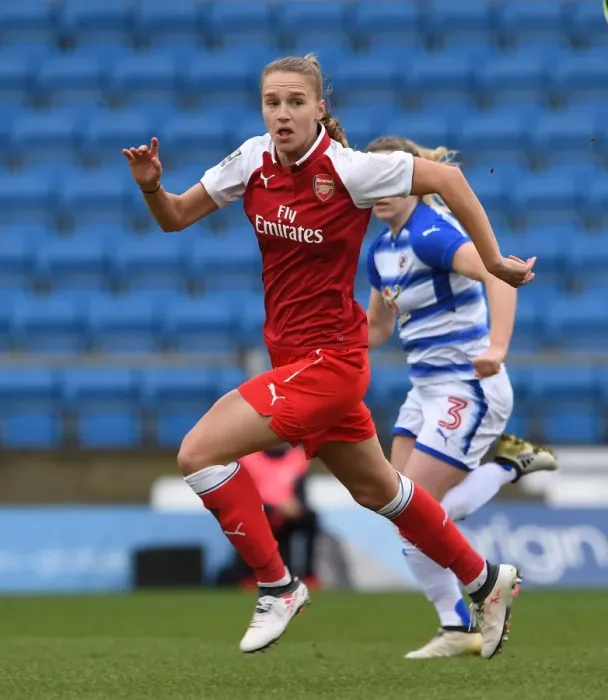 Framed Print : Arsenal's Vivianne Miedema Shines in Dominant WSL Performance Against Reading FC