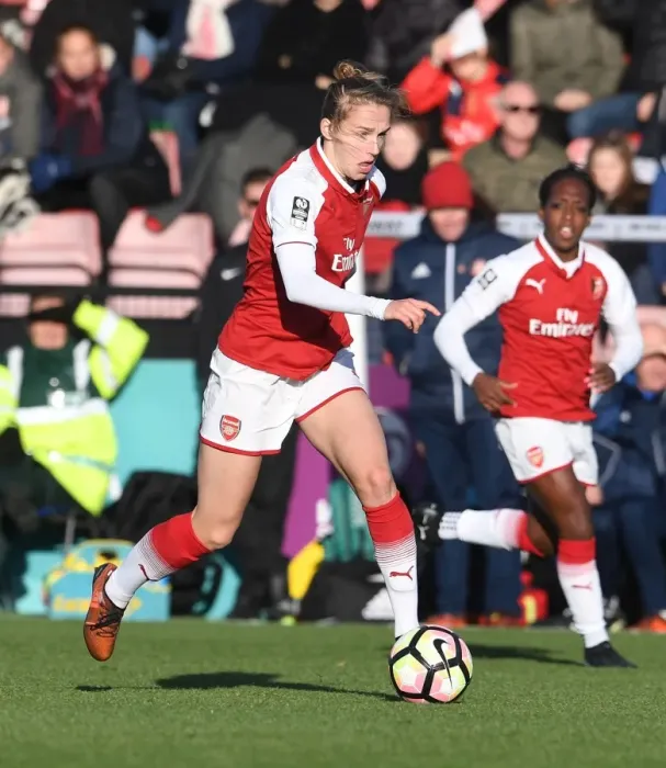 Framed Print : Arsenal's Vivianne Miedema Shines: Dominating Sunderland Ladies in WSL Action