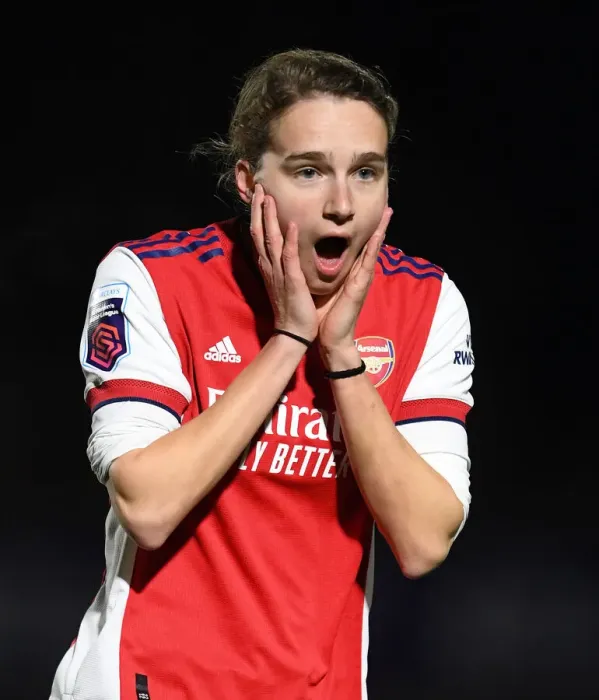 Framed Print : Arsenal's Vivianne Miedema Stars in FA Cup Quarterfinals: Arsenal Women vs Coventry United Framed Print : Arsenal's Vivianne Miedema Stars in FA Cup Quarterfinals: Arsenal Women vs Coventry United