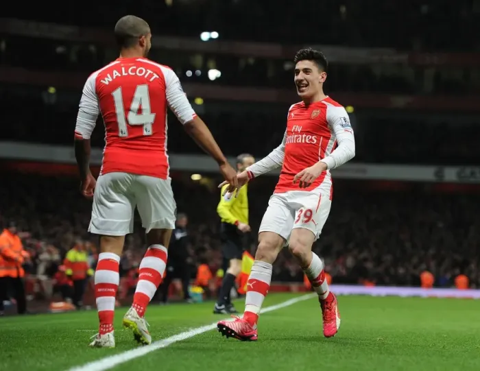Framed Print : Arsenal's Walcott and Bellerin Celebrate Goal Against Leicester City (2014-15) Framed Print : Arsenal's Walcott and Bellerin Celebrate Goal Against Leicester City (2014-15)