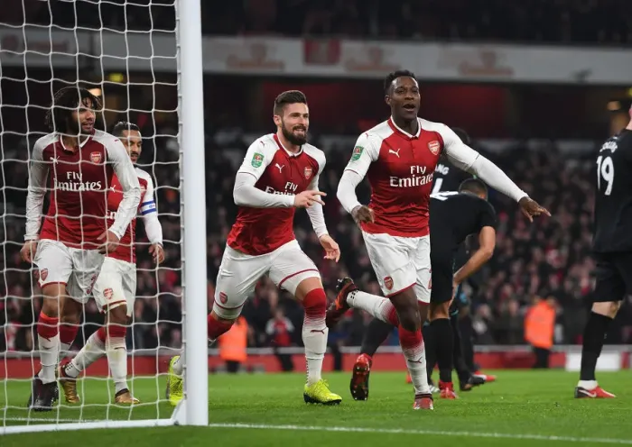 Framed Print : Arsenal's Welbeck and Giroud: Celebrating a Goal in Carabao Cup Quarterfinal vs West Ham United