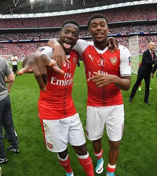 Arsenal's Welbeck and Iwobi: FA Cup Victory Celebration over Chelsea