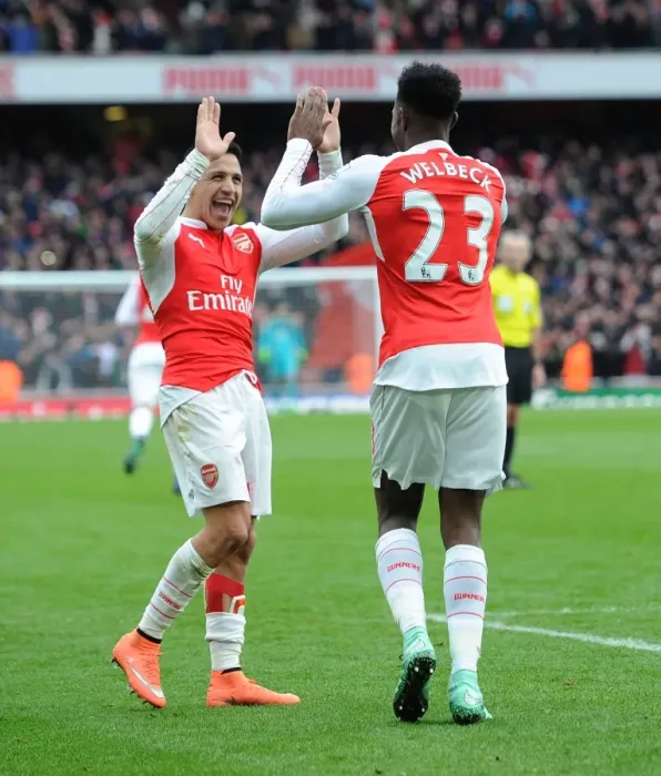 Framed Print : Arsenal's Welbeck and Sanchez Celebrate Goal Against Leicester City (2016) Framed Print : Arsenal's Welbeck and Sanchez Celebrate Goal Against Leicester City (2016)