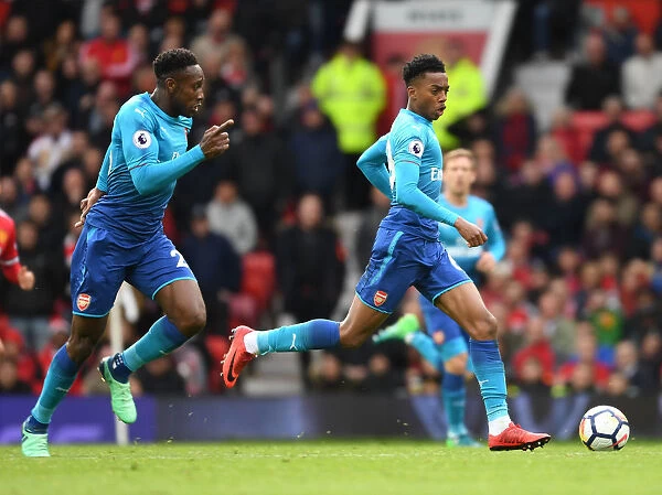 Arsenal's Welbeck and Willock Face Off Against Manchester United