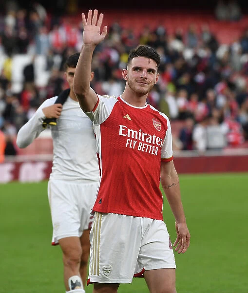 Arsenal's Welcome: Rice Greets Fans After Arsenal FC vs AS Monaco Emirates Cup Match, 2023