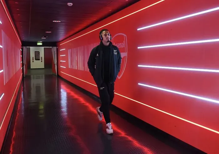 Framed Print : Arsenal's William Saliba Gears Up Before Arsenal v AFC Bournemouth, Premier League 2022-23 Framed Print : Arsenal's William Saliba Gears Up Before Arsenal v AFC Bournemouth, Premier League 2022-23