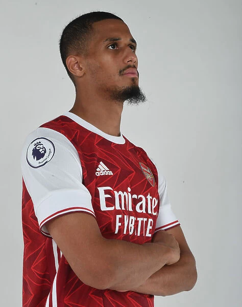 Arsenal's William Saliba Prepares for 2020-21 Season in Training