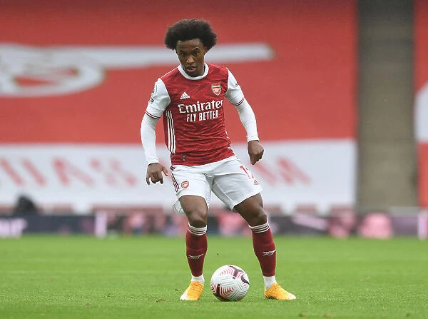 Arsenal's Willian in Action Against Sheffield United - Premier League 2020-21