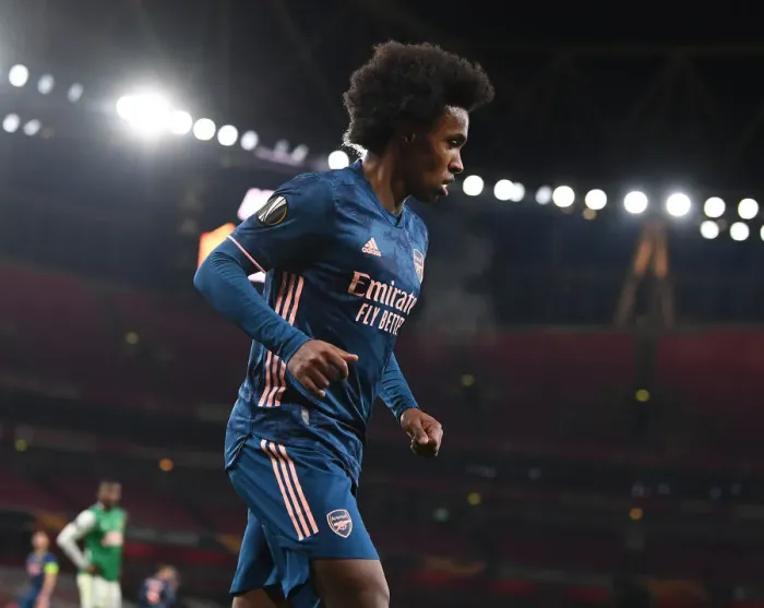 Framed Print : Arsenal's Willian in Europa League Action: Arsenal vs. SK Rapid Wien (Behind Closed Doors) Framed Print : Arsenal's Willian in Europa League Action: Arsenal vs. SK Rapid Wien (Behind Closed Doors)