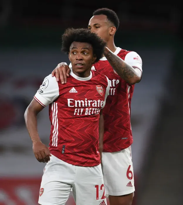 Framed Print : Arsenal's Willian Scores Third Goal vs. West Bromwich Albion in Empty Emirates Stadium (2020-21) Framed Print : Arsenal's Willian Scores Third Goal vs. West Bromwich Albion in Empty Emirates Stadium (2020-21)