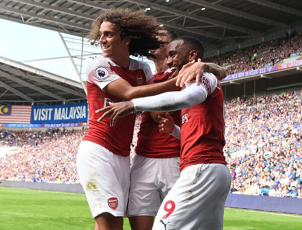 Arsenal's Winning Moment: Guendouzi, Xhaka, Lacazette, Aubameyang Celebrate Goal vs. Cardiff City (2018-19)