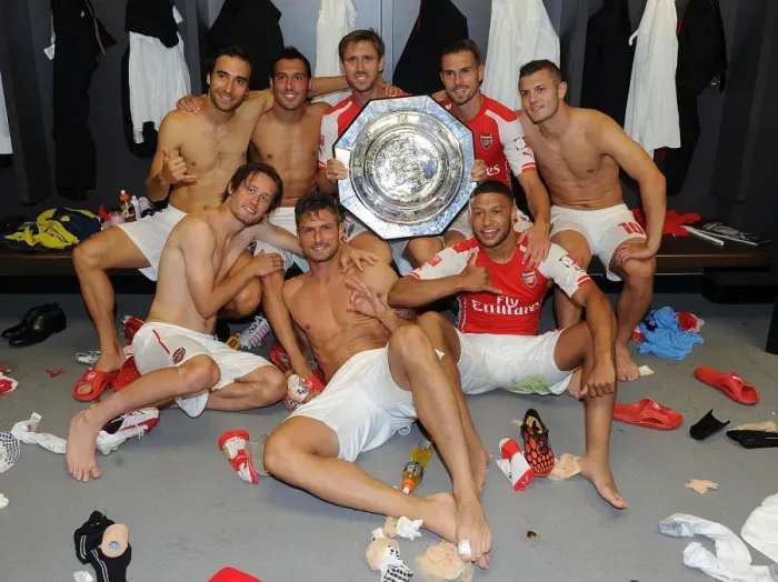 Framed Print : Arsenal's Winning Team: Flamini, Rosicky, Cazorla, Giroud, Monreal, Ramsey, Oxlade-Chamberlain, Wilshere Celebrate FA Community Shield Victory
