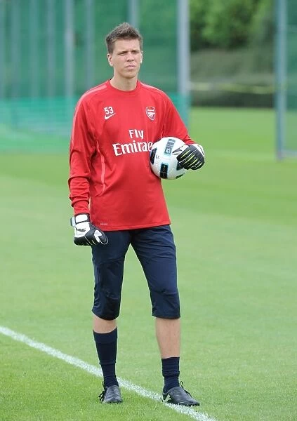 Arsenal's Wojciech Szczesny at London Colney Training Ground (Pre-Season 2010-11)