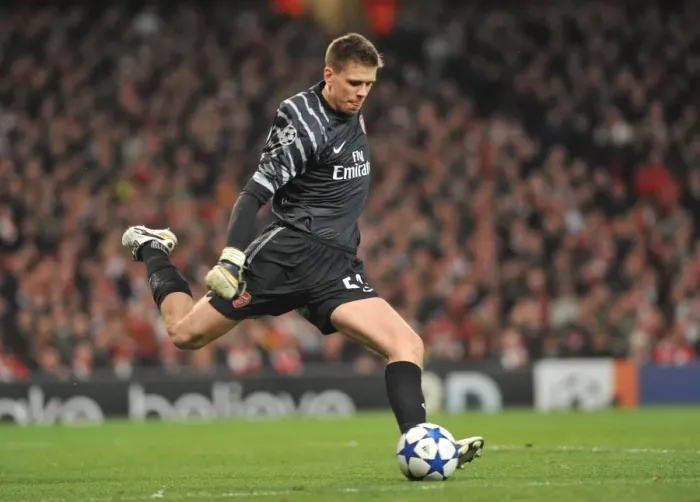 Framed Print : Arsenal's Wojciech Szczesny Stuns Barcelona in UEFA Champions League: Arsenal 2 - 1 Framed Print : Arsenal's Wojciech Szczesny Stuns Barcelona in UEFA Champions League: Arsenal 2 - 1