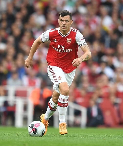 Arsenal's Xhaka in Action against Aston Villa in the Premier League (2019-20)