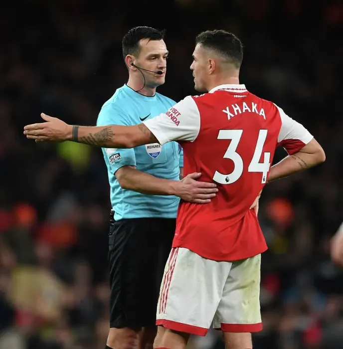 Framed Print : Arsenal's Xhaka Argues with Referee during Arsenal v Newcastle United, Premier League 2022-23 Framed Print : Arsenal's Xhaka Argues with Referee during Arsenal v Newcastle United, Premier League 2022-23