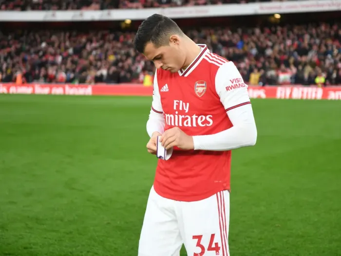 Framed Print : Arsenal's Xhaka Leads the Team: Premier League Showdown Against Crystal Palace