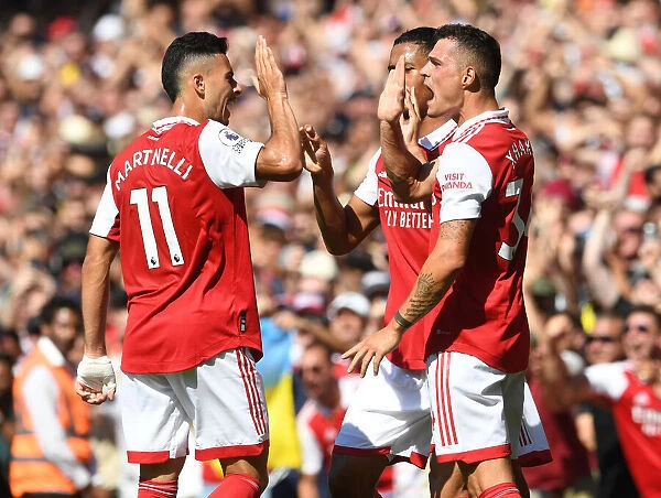 Arsenal's Xhaka and Martinelli Celebrate First Goal Against Leicester City (2022-23)