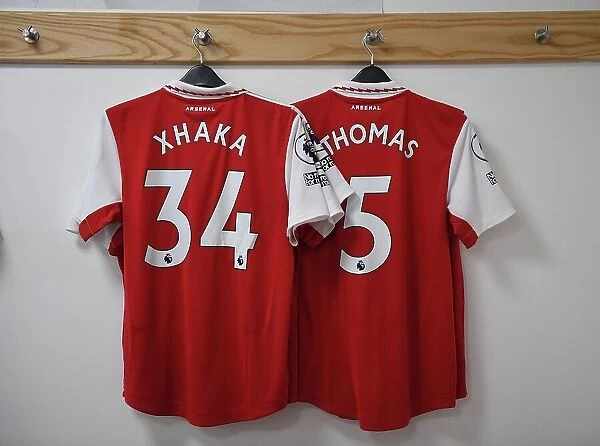 Arsenal's Xhaka and Partey Gear Up: Wolverhampton Wanderers vs Arsenal FC, Premier League 2022-23