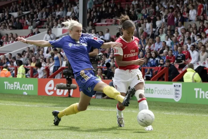 Framed Print : Arsenal's Yankey and Houghton Lead the Way: Arsenal Ladies 4-1 Victory over Leeds United in the FA Womens Cup Final at The City Ground (2008)