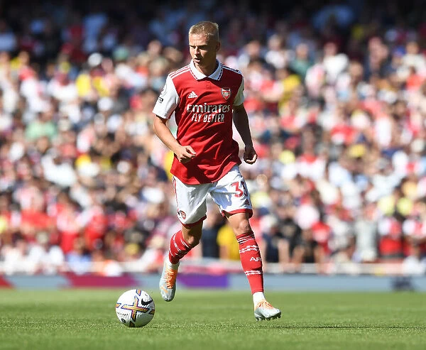 Arsenal's Zinchenko in Action against Leicester City - Premier League 2022-23