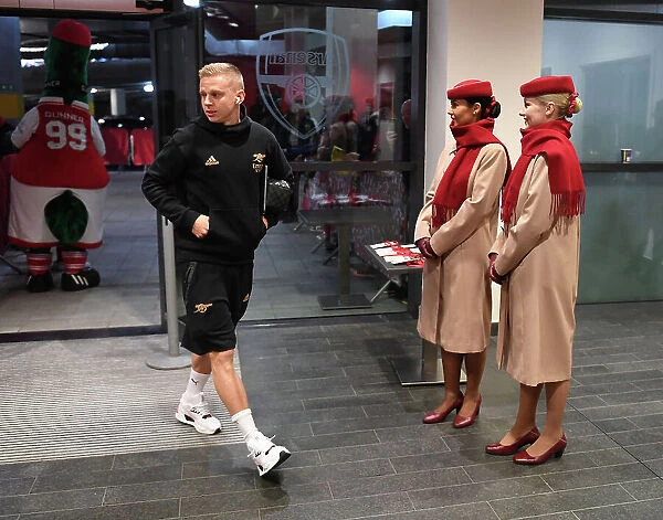 Arsenal's Zinchenko Arrives at Emirates Stadium Ahead of Manchester United Clash (2022-23)