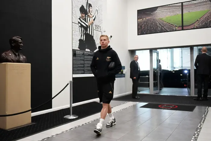 Framed Print : Arsenal's Zinchenko Arrives at St. James Park Ahead of Newcastle United Showdown (Premier League 2022-23)