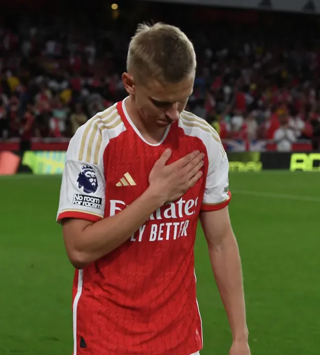 Framed Print : Arsenal's Zinchenko Reaction: Arsenal FC vs Manchester City, Premier League 2023-24 Framed Print : Arsenal's Zinchenko Reaction: Arsenal FC vs Manchester City, Premier League 2023-24