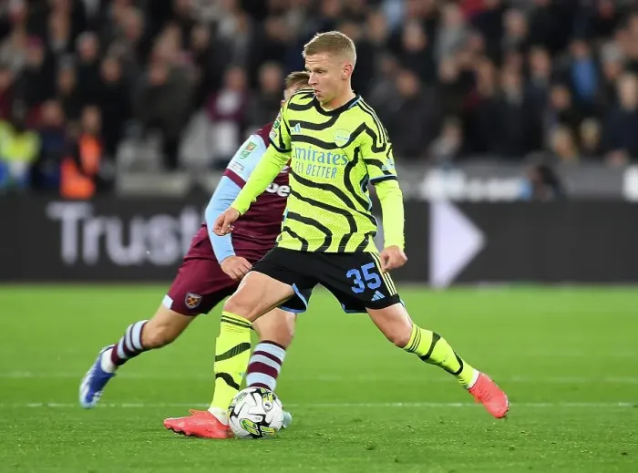 Framed Print : Arsenal's Zinchenko Takes Charge: Carabao Cup Battle at London Stadium