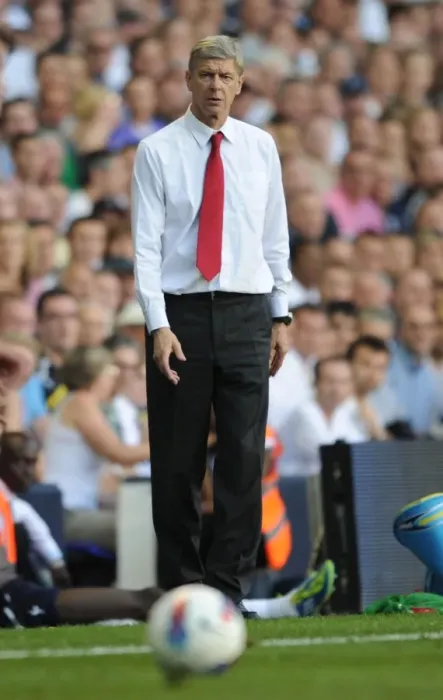 Framed Print : Arsene Wenger and the 2:1 Battle: Tottenham Hotspur vs. Arsenal, Premier League (2011-12)