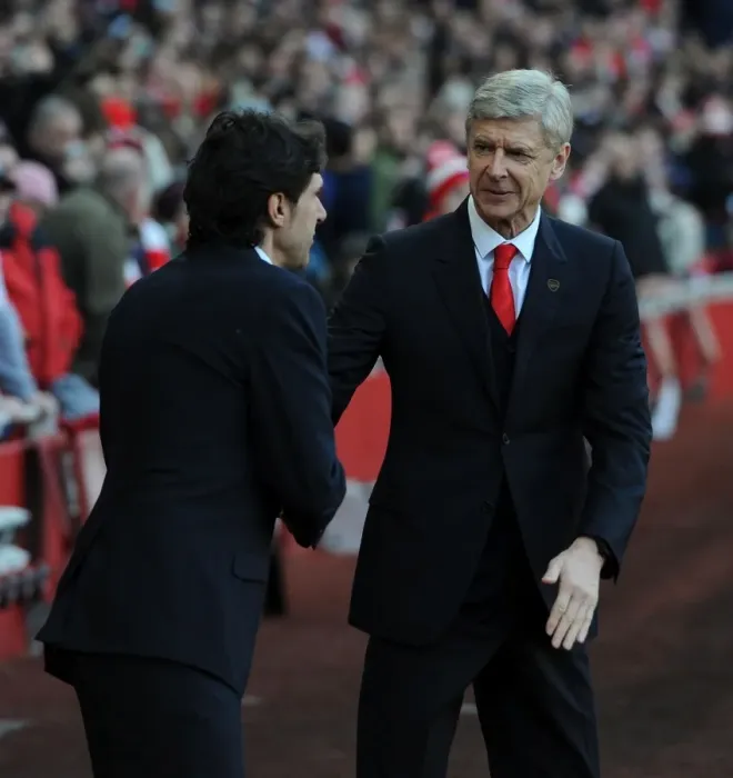 Framed Print : Arsene Wenger and Aitor Karanka's Pre-Match Handshake: Arsenal vs Middlesbrough, FA Cup 2014-15
