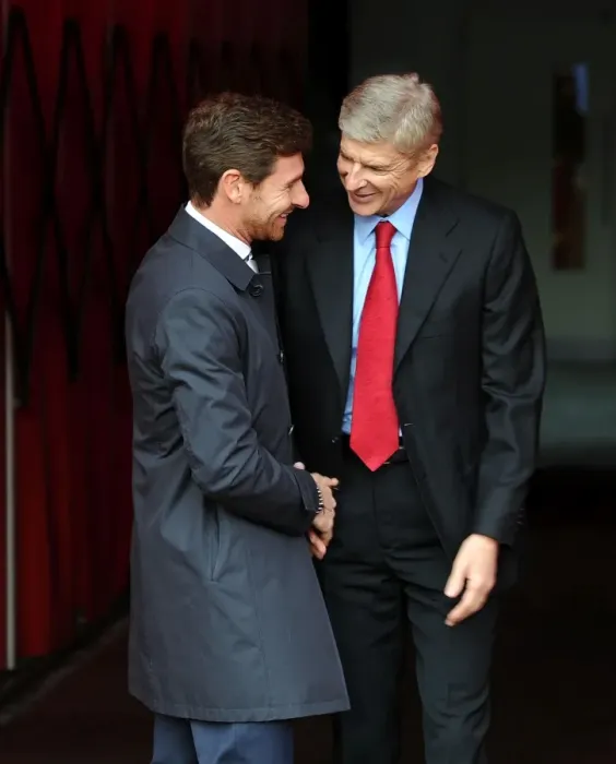 Framed Print : Arsene Wenger and Andre Villas-Boas: A Pre-Match Handshake at the Emirates Stadium (Arsenal v Tottenham Hotspur, 2012-13)