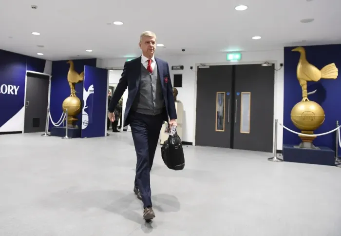 Framed Print : Arsene Wenger Arrives at Wembley for Tottenham vs Arsenal Premier League Clash (2017-18) Framed Print : Arsene Wenger Arrives at Wembley for Tottenham vs Arsenal Premier League Clash (2017-18)