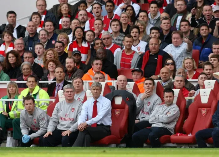 Framed Print : Arsene Wenger and Arsenal Backroom Staff Celebrate 3:0 Victory over Tottenham Hotspur (2009, Emirates Stadium)