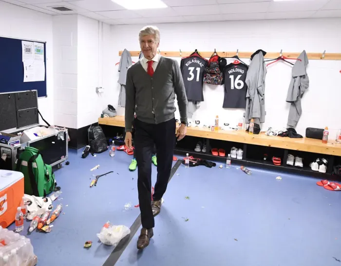 Framed Print : Arsene Wenger in Arsenal Changing Room After Huddersfield Match, 2017-18 Season