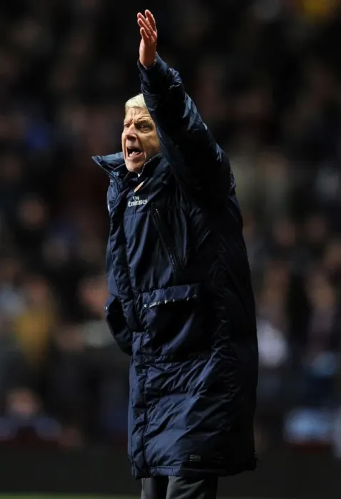 Framed Print : Arsene Wenger and Arsenal Face Aston Villa in Premier League Clash (2013-14) Framed Print : Arsene Wenger and Arsenal Face Aston Villa in Premier League Clash (2013-14)