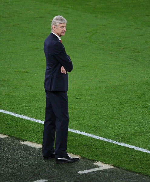Arsene Wenger and Arsenal Face Off Against Bayern Munich in Champions League Showdown