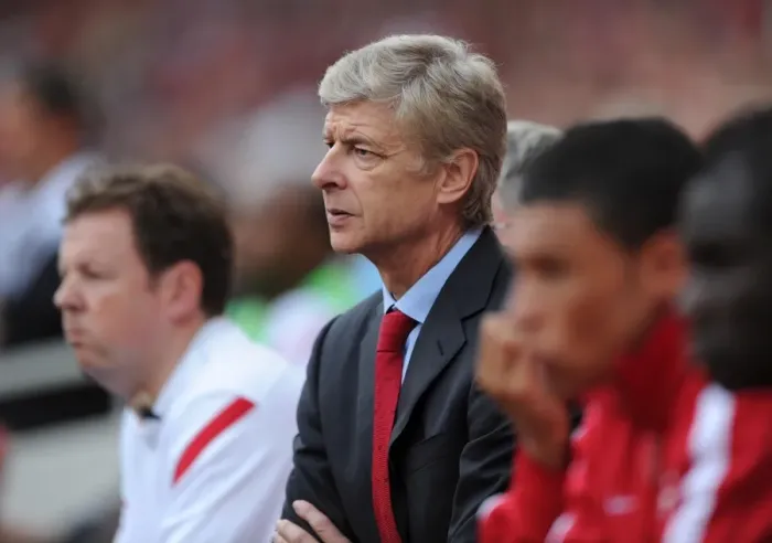 Framed Print : Arsene Wenger and Arsenal Face Off Against Bolton Wanderers in Premier League Clash (2011-12) Framed Print : Arsene Wenger and Arsenal Face Off Against Bolton Wanderers in Premier League Clash (2011-12)