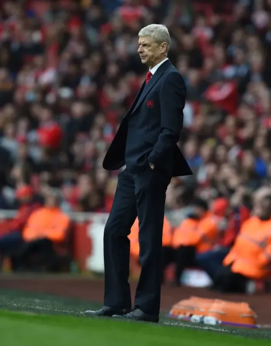 Framed Print : Arsene Wenger and Arsenal Face Off Against Watford in Premier League Clash (2015-16)