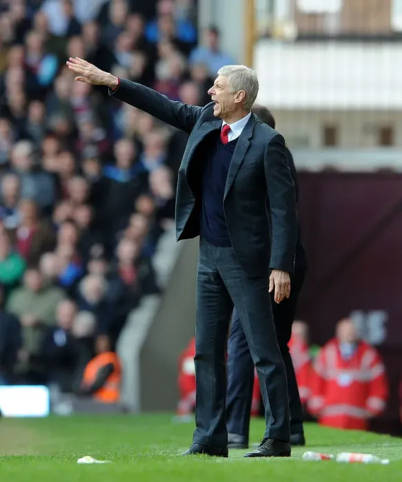 Framed Print : Arsene Wenger and Arsenal Face Off Against West Ham United in Premier League Showdown (2015-16) Framed Print : Arsene Wenger and Arsenal Face Off Against West Ham United in Premier League Showdown (2015-16)